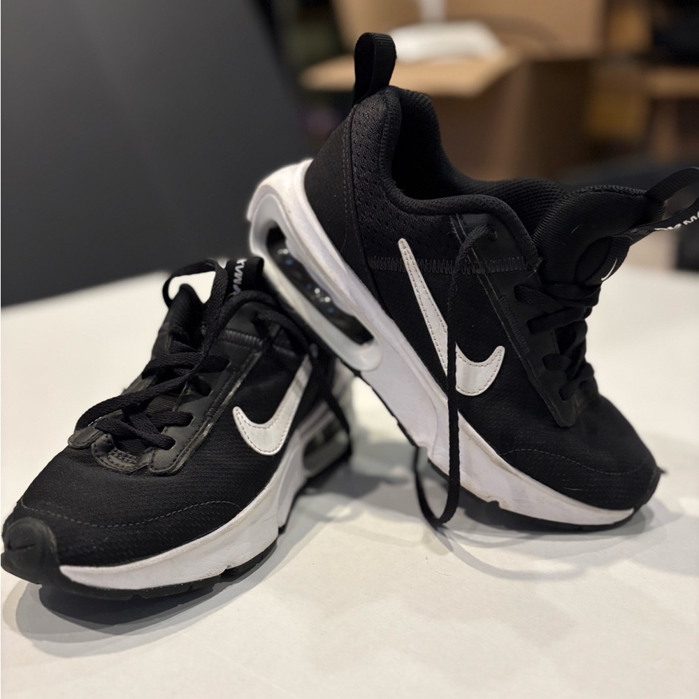 Nike Black and Red Athletic Shoes